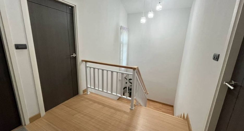 Haus zur Miete mit 3 Zimmer in Saraphi, Chiang Mai
