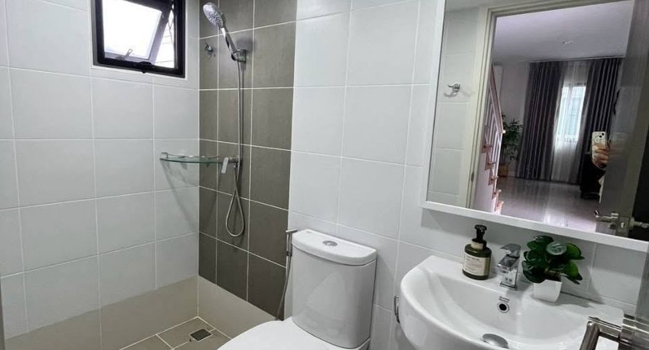 Haus zur Miete mit 3 Zimmer in Saraphi, Chiang Mai