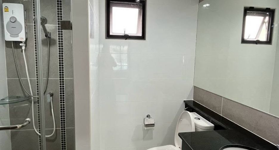 Haus zur Miete mit 3 Zimmer in Saraphi, Chiang Mai