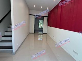 For rent 3 bedrooms townhouse in Lat Phrao, Bangkok