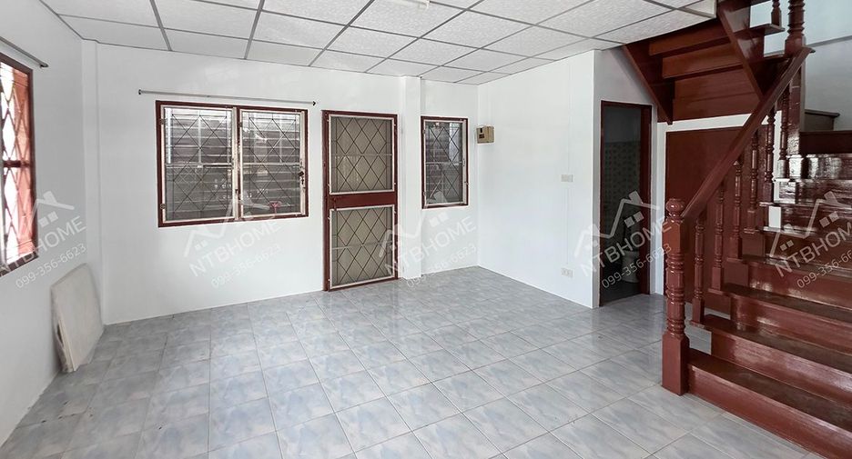 Casa adosada en venta de 3 habitaciones en Bang Bua Thong, Nonthaburi
