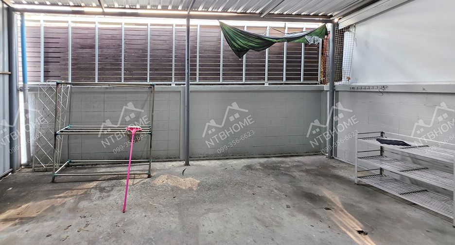 Casa adosada en venta de 3 habitaciones en Bang Bua Thong, Nonthaburi