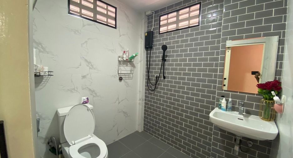 Haus zum Kauf mit 5 Zimmer in Don Mueang, Bangkok