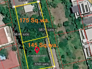 For sale land in Phra Khanong, Bangkok