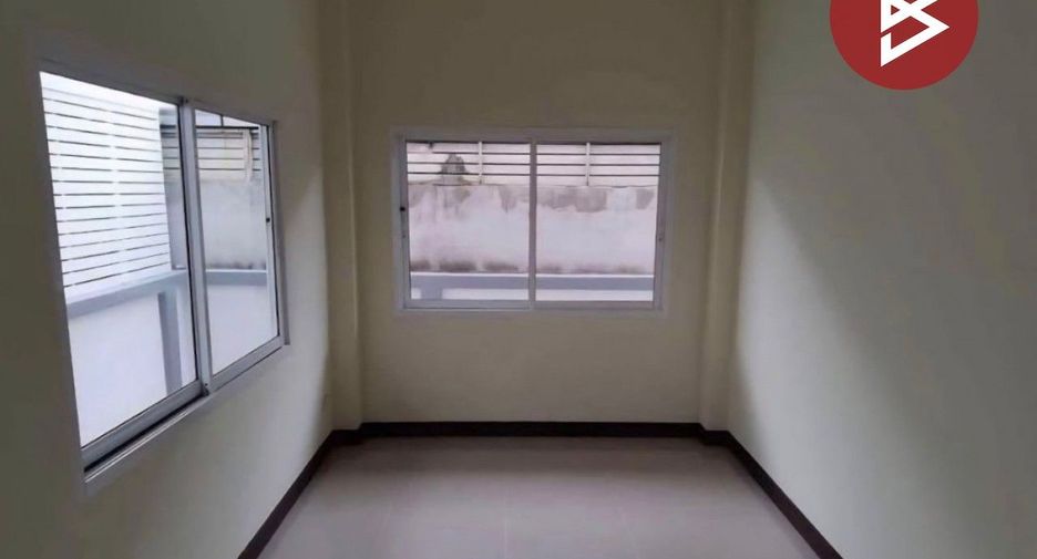 À vendre 2 chambres maison à Mueang Chon Buri, Chonburi