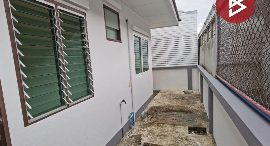 À vendre 2 chambres maison à Mueang Chon Buri, Chonburi
