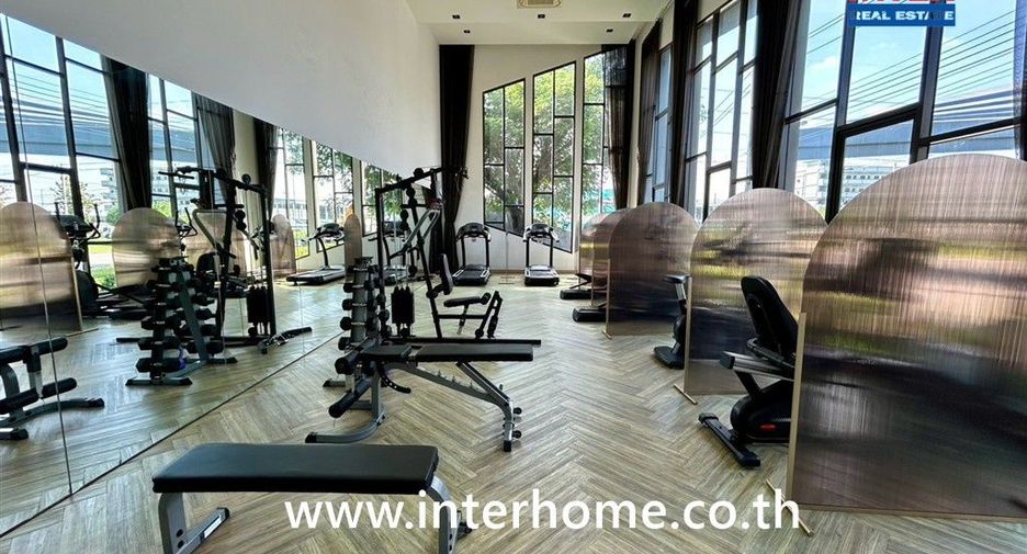 Casa adosada en venta de 3 habitaciones en Bang Bo, Samut Prakan
