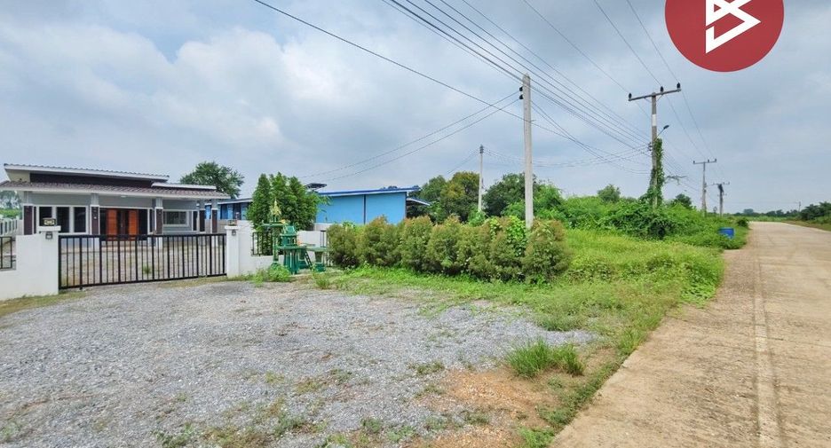 Local comercial en venta de 3 habitaciones en Mueang Nakhon Pathom, Nakhon Pathom