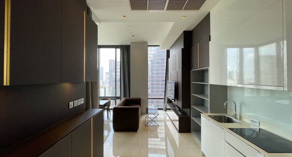 For rent 2 bedrooms condo in Bang Rak, Bangkok