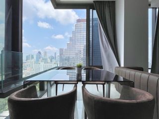 For rent 2 bedrooms condo in Bang Rak, Bangkok
