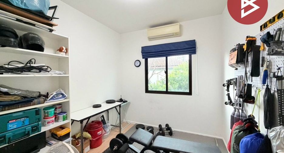 Casa adosada en venta de 3 habitaciones en Bang Yai, Nonthaburi