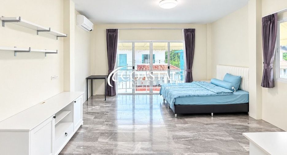 Casa en alquiler de 3 habitaciones en Bang Lamung, Chonburi