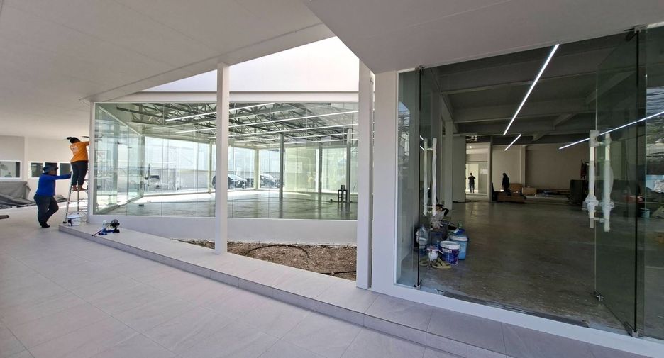 For rent retail Space in Prawet, Bangkok