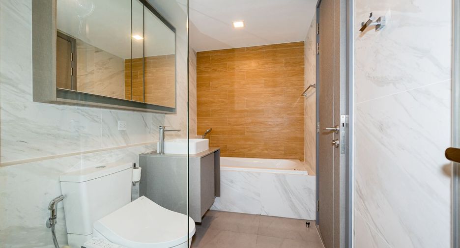 For rent 2 ベッドルーム condo in Watthana, Bangkok