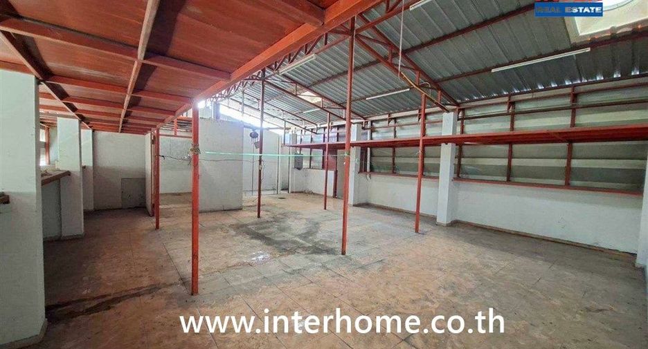 For sale warehouse in Khlong Sam Wa, Bangkok