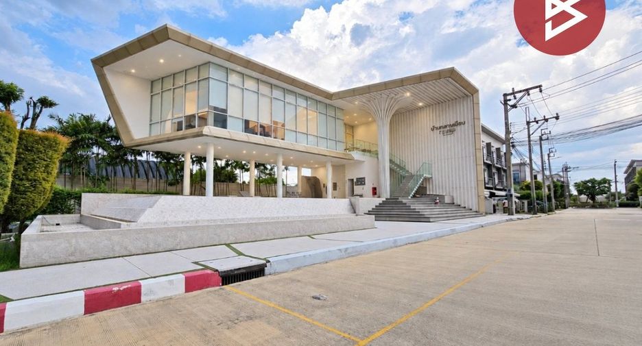 For sale 3 bedrooms townhouse in Mueang Nonthaburi, Nonthaburi
