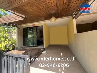 For sale 2 bedrooms townhouse in Saphan Sung, Bangkok