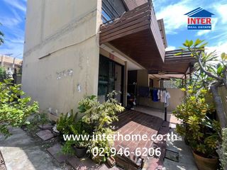 For sale 2 bedrooms townhouse in Saphan Sung, Bangkok