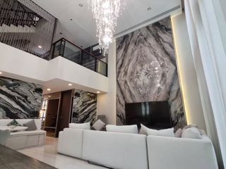 出售 4 卧室 独立屋 在 Watthana, 曼谷