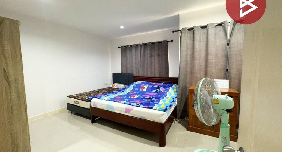 For sale 2 bedrooms townhouse in Kamphaeng Saen, Nakhon Pathom