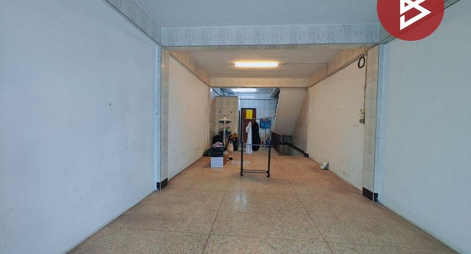 For sale 3 bedrooms retail Space in Bang Phli, Samut Prakan