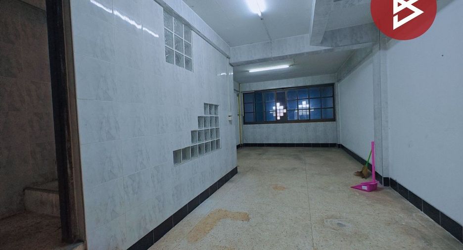For sale 3 bedrooms retail Space in Bang Phli, Samut Prakan