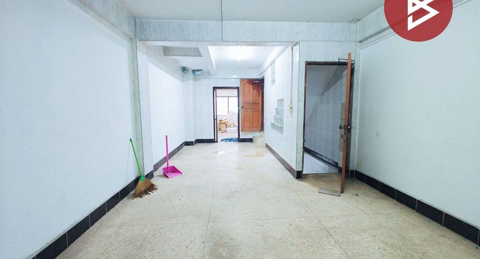 For sale 3 bedrooms retail Space in Bang Phli, Samut Prakan
