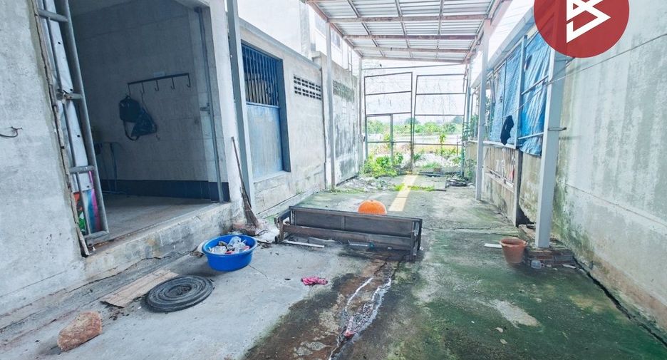 For sale 3 bedrooms retail Space in Bang Phli, Samut Prakan