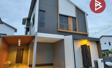 Haus zum Kauf mit 3 Zimmer in Bang Sao Thong, Samut Prakan