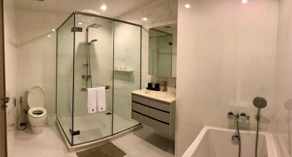 For rent 2 ベッドルーム condo in Watthana, Bangkok
