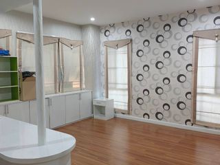 For rent 4 ベッドルーム house in Prawet, Bangkok