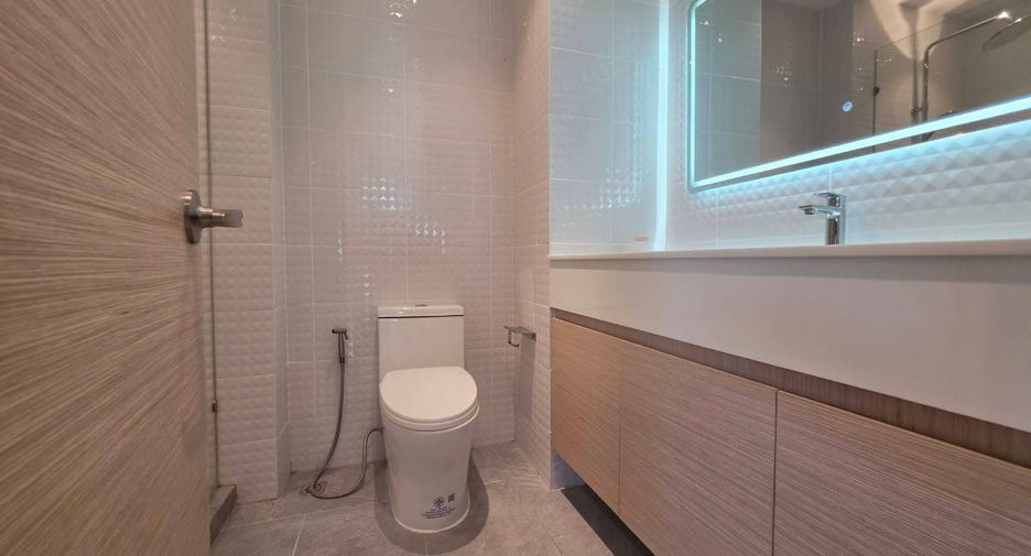 For rent 2 bedrooms condo in Bang Lamung, Chonburi