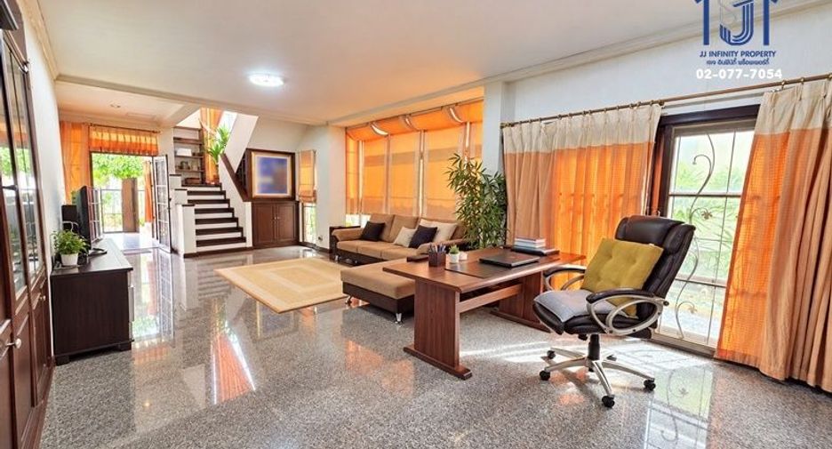 Casa en venta de 3 habitaciones en Sai Mai, Bangkok