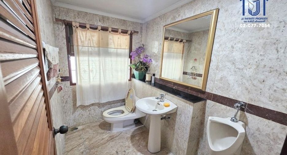 Casa en venta de 3 habitaciones en Sai Mai, Bangkok