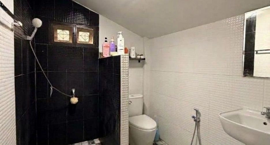 For sale 3 bedrooms house in Mueang Chachoengsao, Chachoengsao
