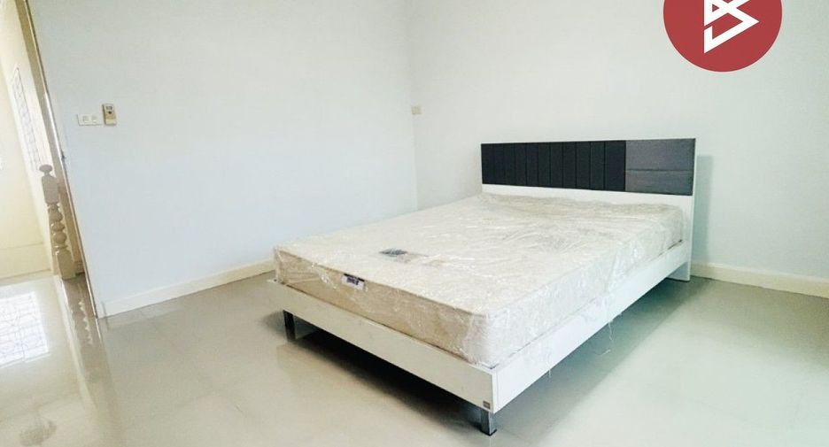 For sale 2 bedrooms townhouse in Don Mueang, Bangkok