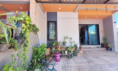 Reihenhaus zum Kauf mit 3 Zimmer in Mueang Udon Thani, Udon Thani