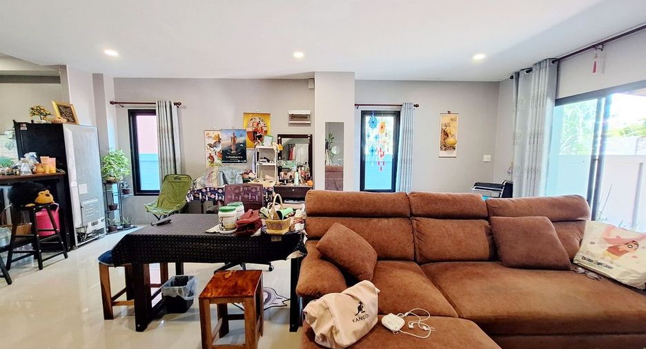 For sale 3 ベッドルーム townhouse in Mueang Udon Thani, Udon Thani