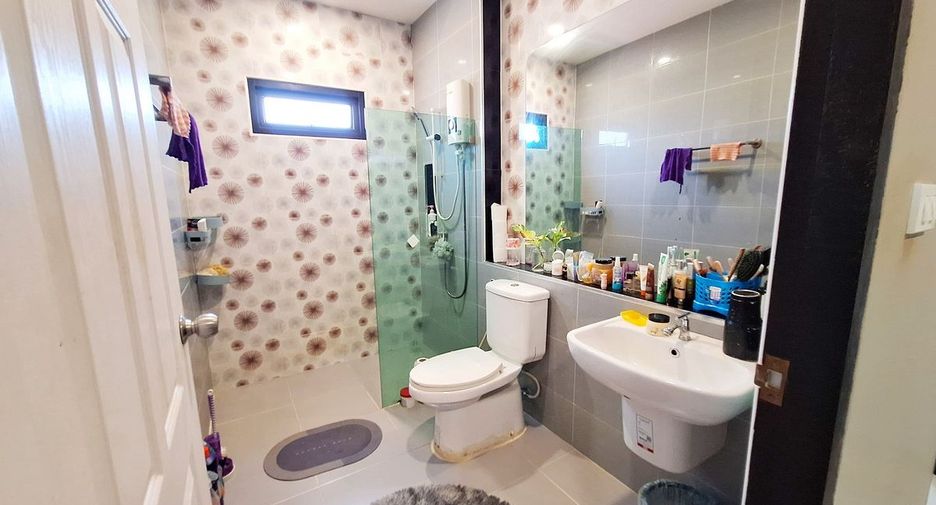 For sale 3 ベッドルーム townhouse in Mueang Udon Thani, Udon Thani