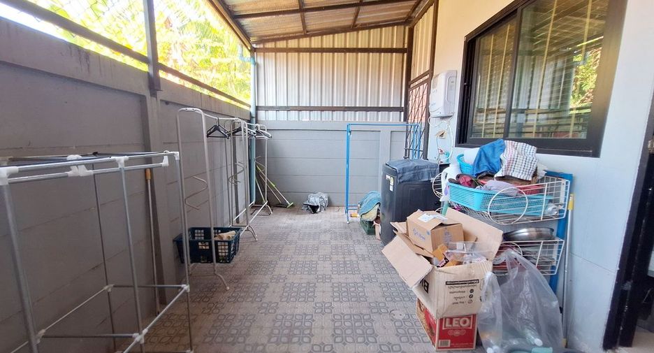 For sale 3 ベッドルーム townhouse in Mueang Udon Thani, Udon Thani