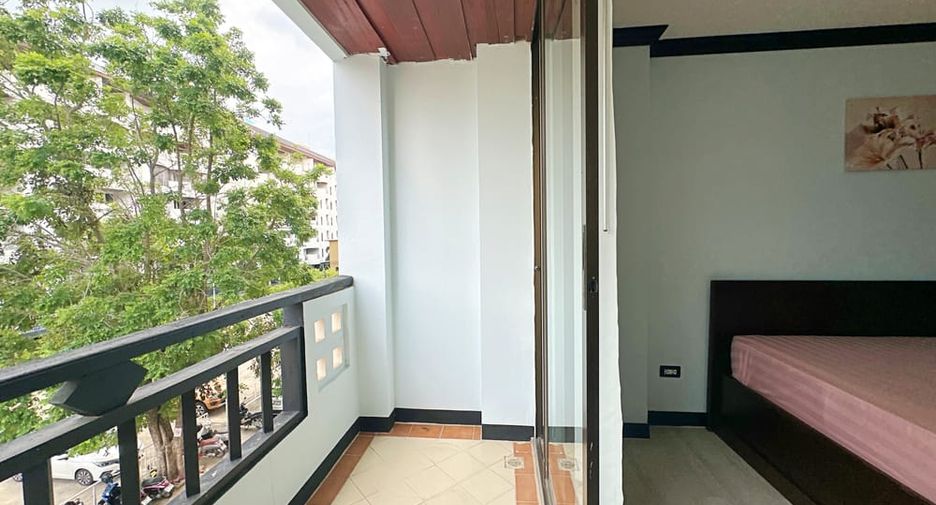 For sale 3 bedrooms condo in Bang Lamung, Chonburi