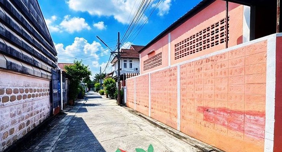 Lagerhaus zum Kauf mit 1 Zimmer in Wang Thonglang, Bangkok