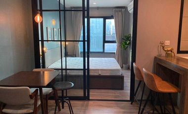 For sale 1 bed condo in Watthana, Bangkok