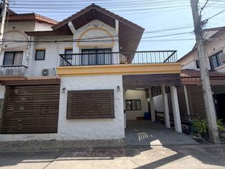 For rent 2 ベッドルーム townhouse in Mueang Chiang Mai, Chiang Mai