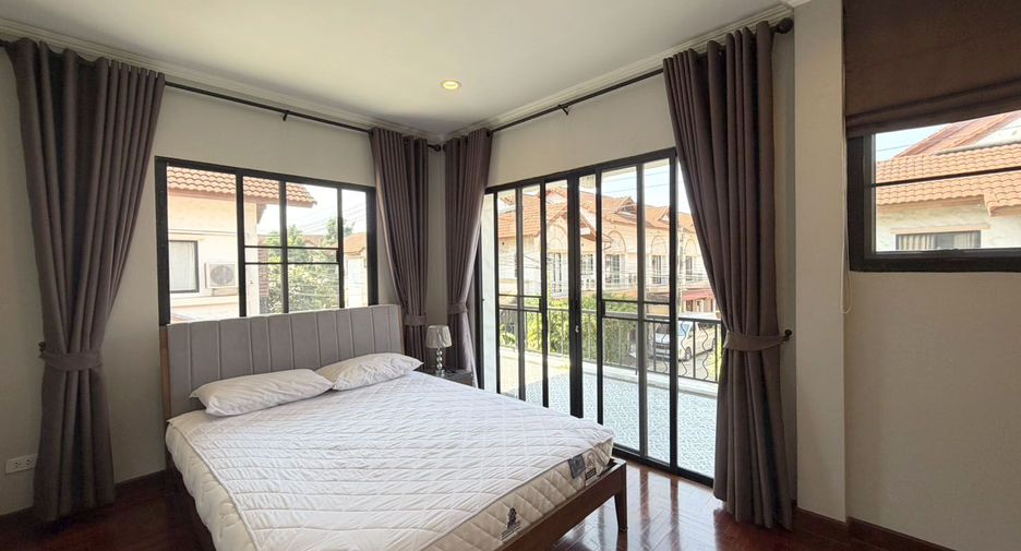 For rent 2 ベッドルーム townhouse in Mueang Chiang Mai, Chiang Mai