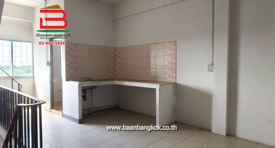 Gewerbefläche zum Kauf mit 7 Zimmer in Khan Na Yao, Bangkok