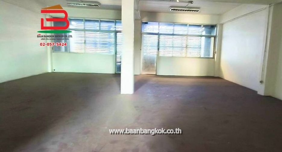 Gewerbefläche zum Kauf mit 7 Zimmer in Khan Na Yao, Bangkok