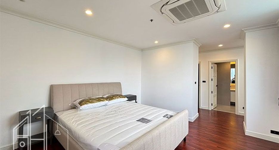 Condo en alquiler de 3 habitaciones en Khlong Toei, Bangkok