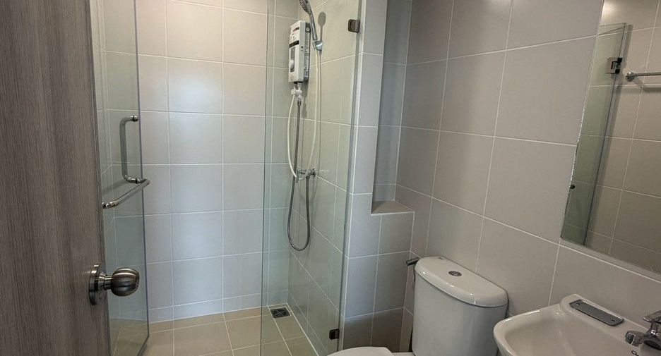 For rent 1 bed condo in Mueang Samut Prakan, Samut Prakan