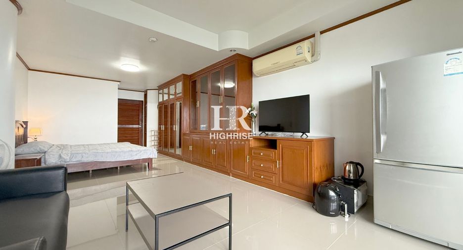 For sale studio condo in Bang Lamung, Chonburi